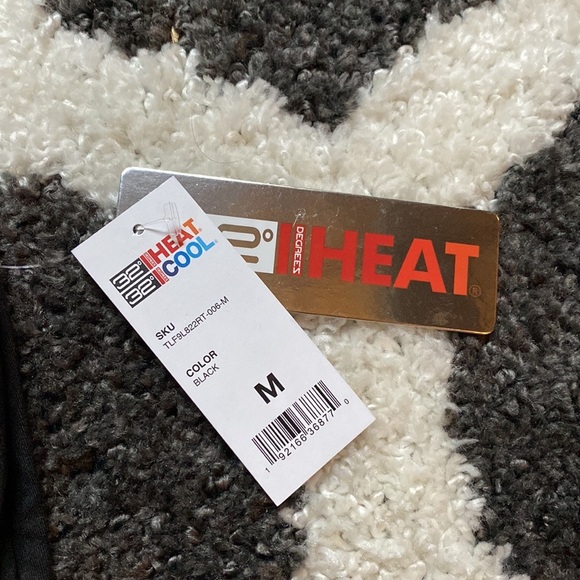 NWT 32 Degrees Heat Black Bodysuit size M - Picture 2 of 5